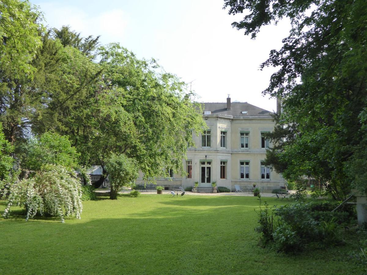 Chateau De Pougy Exteriér fotografie